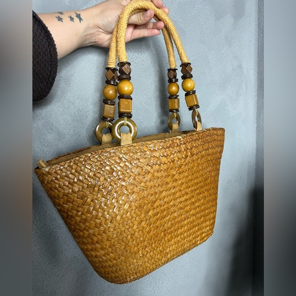 Vintage Cappelli seagrass weaved tote with faux gems - Picture 4 of 6